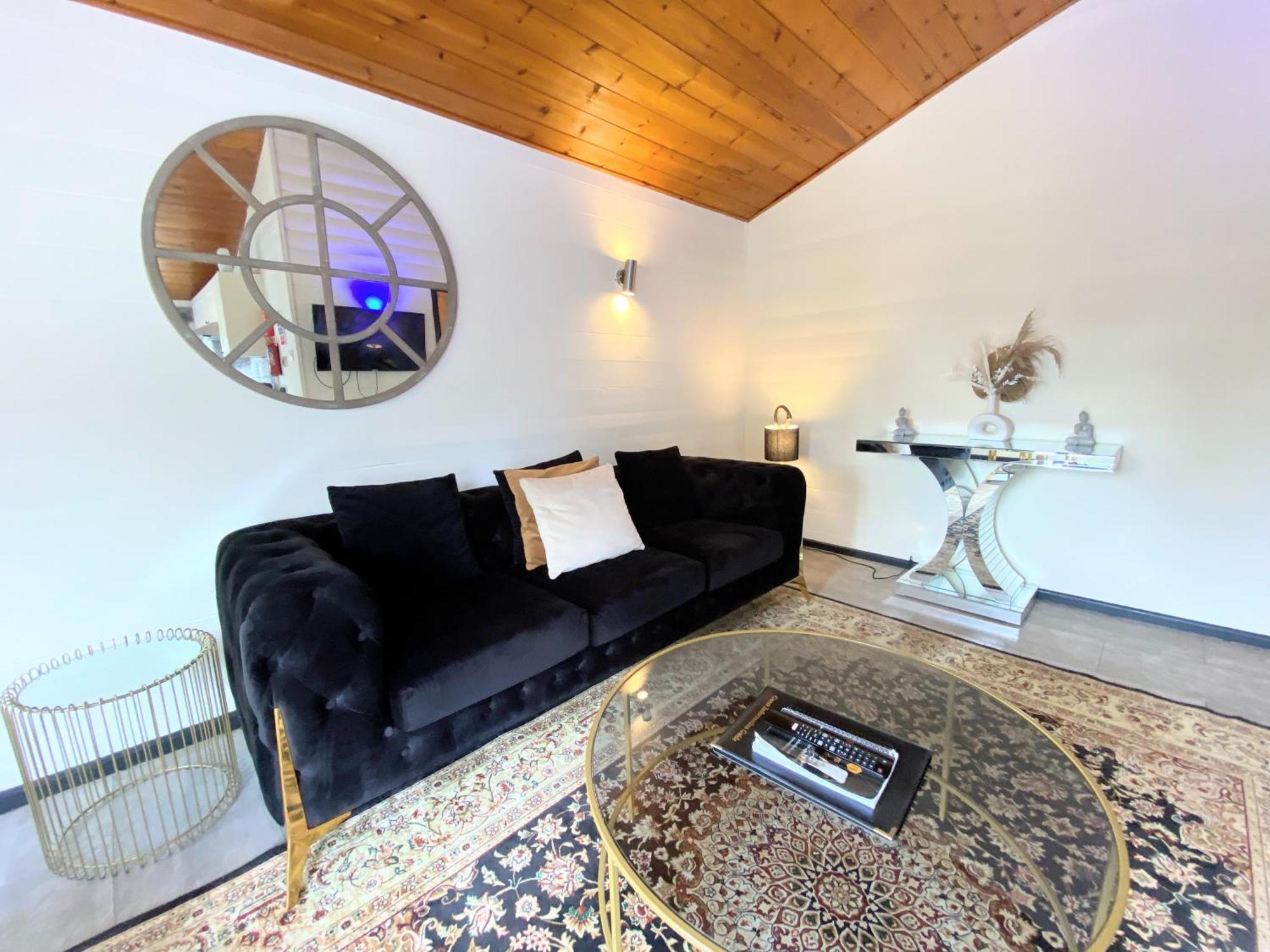 Magpie 2 Hot Tub Huntersmoon-Warminster-Longleat-Wiltshire Villa ภายนอก รูปภาพ